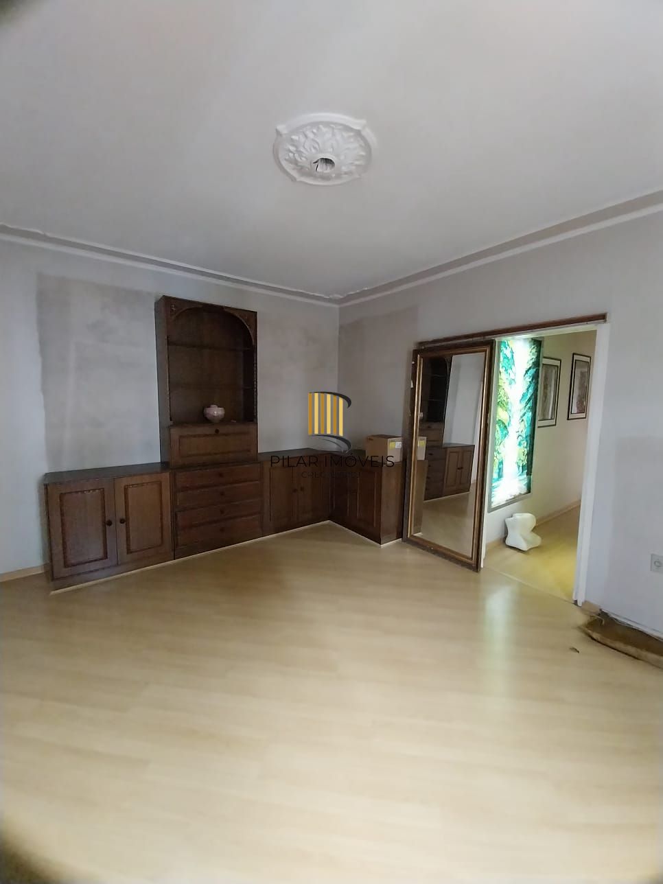Oportunidade, excelente apartamento 3D, sacada, 2vc, Azenha/Cidade Baixa - P. Alegre