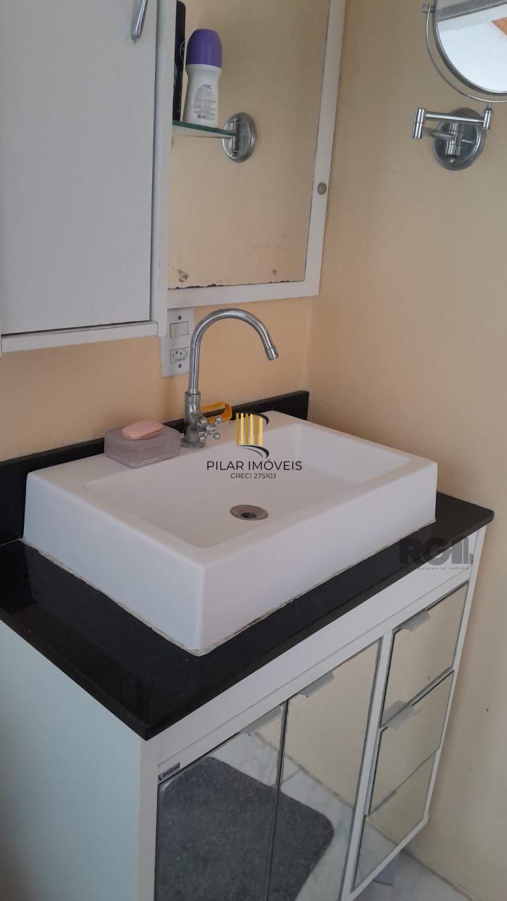 Compre propriedade para fins residenciais e comerciais localizada na rua Joaquim Nabuco