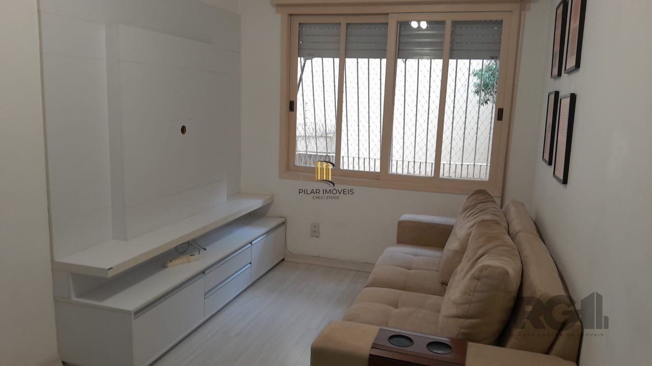 Apartamento 2 quartos,desocupado,silencioso, na Rua Lima e Silva