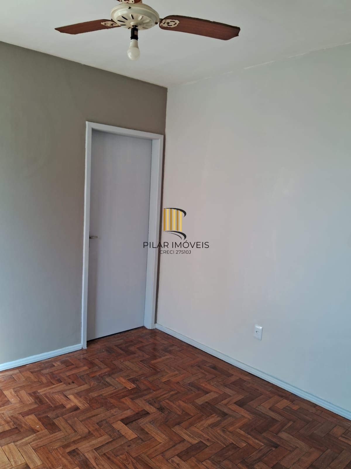 Apartamento,1 quarto,andar alto, na Tristeza,prédio com Churrasaqueira