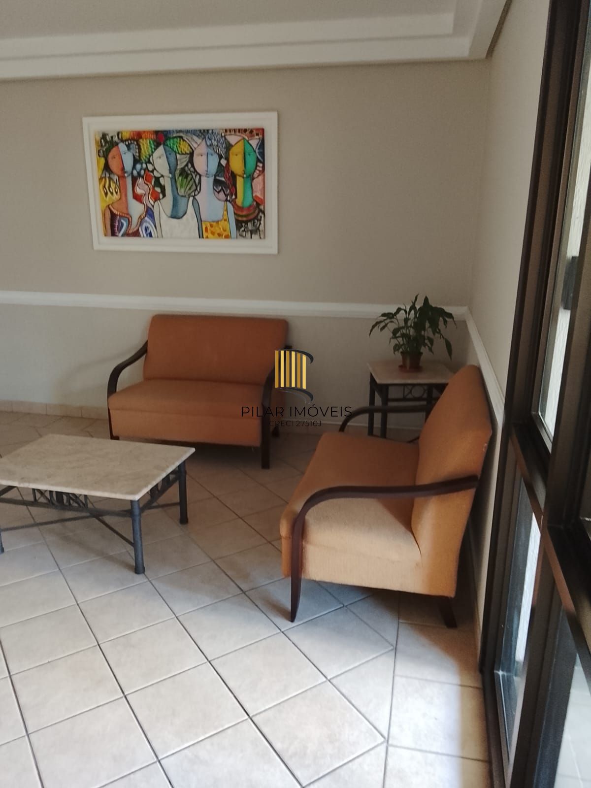 Excelente Apartamento 3D, transformado em 2D, closet mobiliado c/ vaga - Cidade Baixa - Preço Atrativo