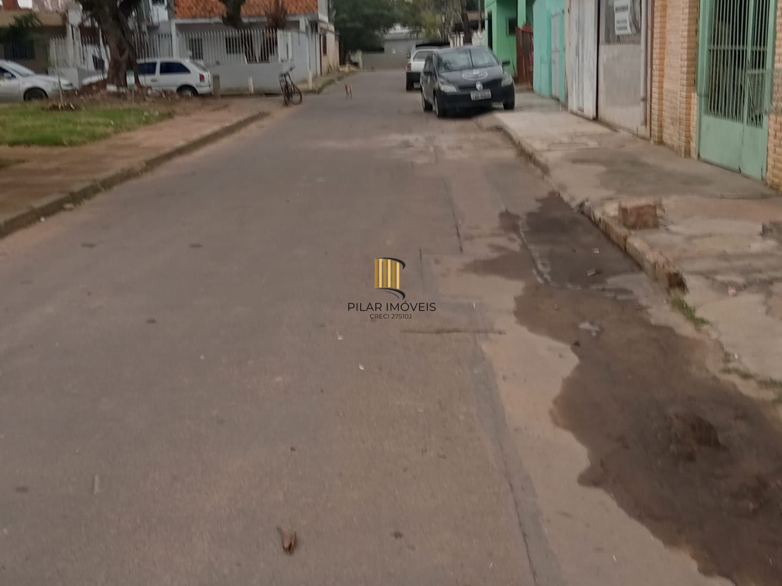 Oportunidade, casa sobrado, Humaitá e Farrapos. Porto Alegre - Preço baixo