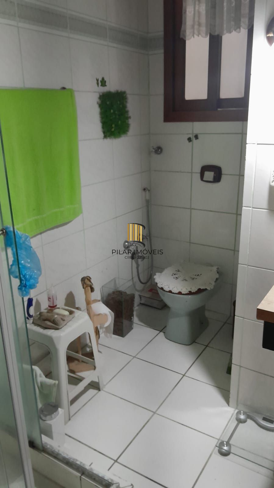 Apartamento com sacda, 2 quartos à venda na Avenida Desembargador André da Rocha, próximo Lima e Silva em Porto Alegre