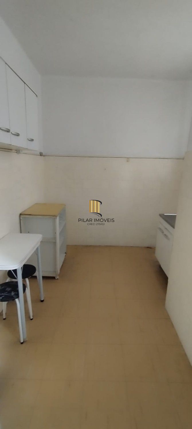 Apto 1D. demais peças, Centro Histórico, perto da Sta. Casa. P. Alegre