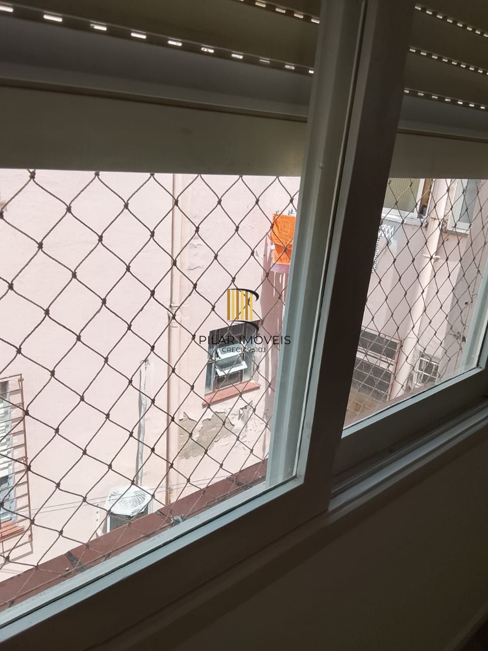 Excelente apto 2 dormitório recém reformado, vaga coberta e fechada - Vila Ipiranga