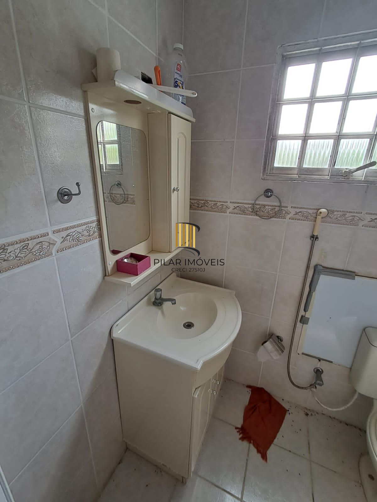 Sítio à Venda com 1390m² e 3 dormitórios,sendo 1 suíte, por R$ 198.000
