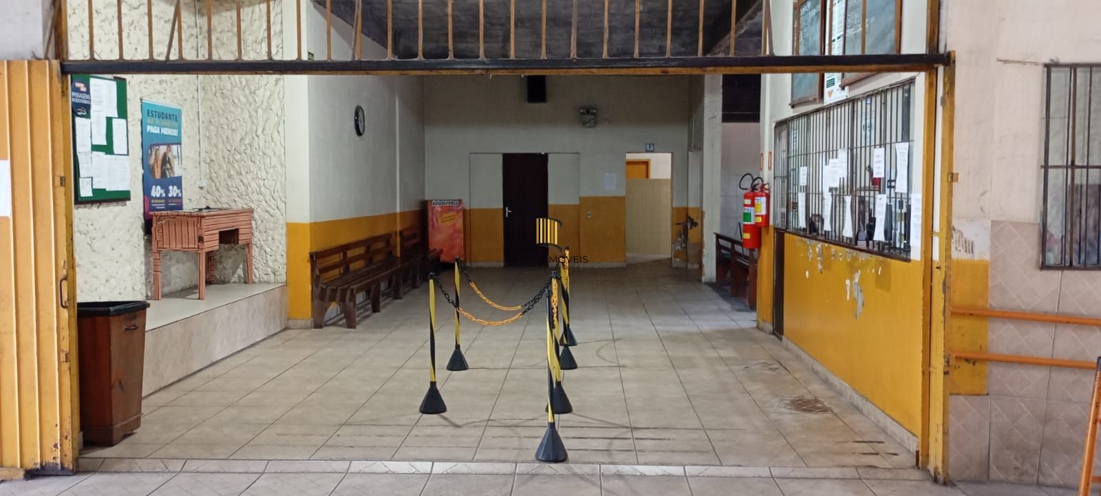 Prédio Comercial, com lojas alugadas, centro de Butiá. Preço Atrativo