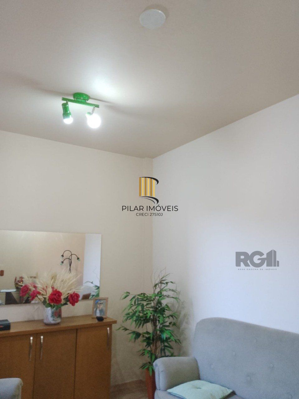 Apartamento 2 Dormitórios,frente,Bairro Cidade Baixa