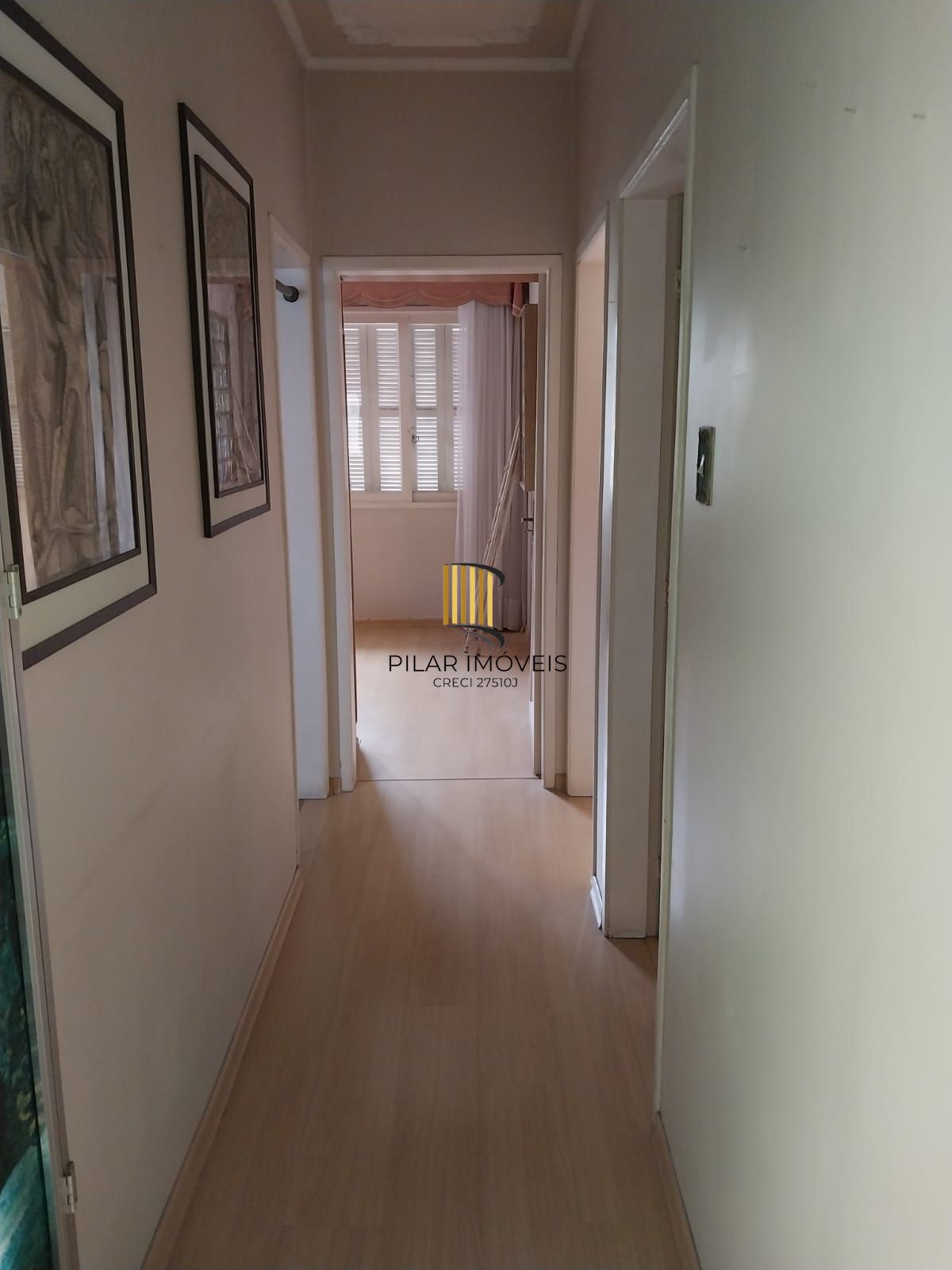 Oportunidade, excelente apartamento 3D, sacada, 2vc, Azenha/Cidade Baixa - P. Alegre