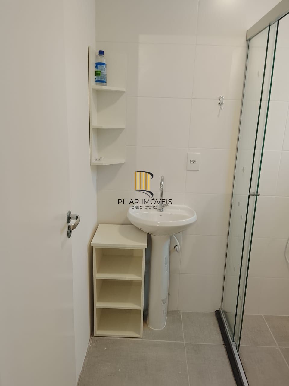 DUPLEX 1D NA CIDADE BAIXA MEZANINO COM CLOSET
