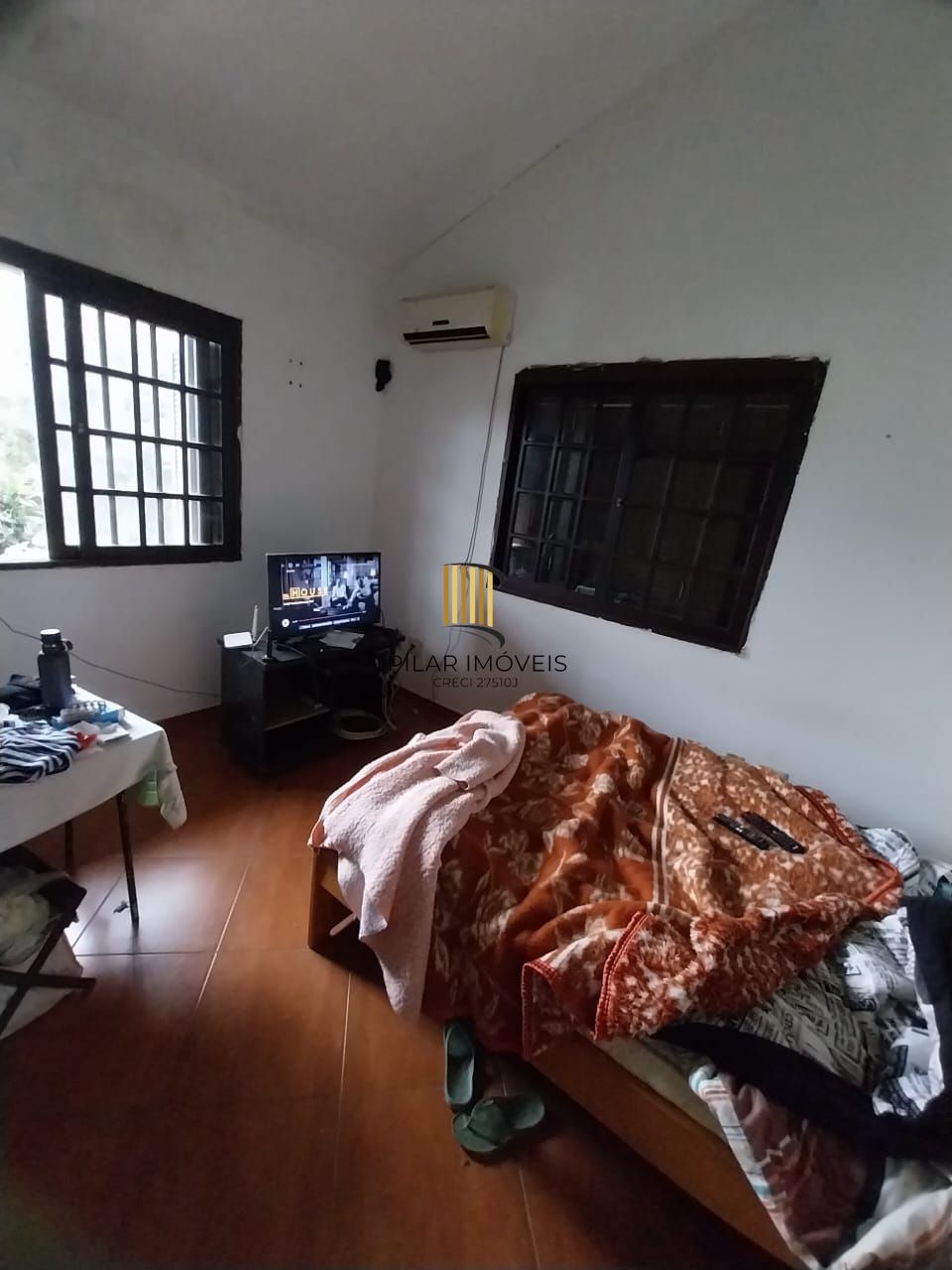 Casa ampla 5 D E 4 Banheiros, 2 vagas - Sta Tereza - Porto Alegre
