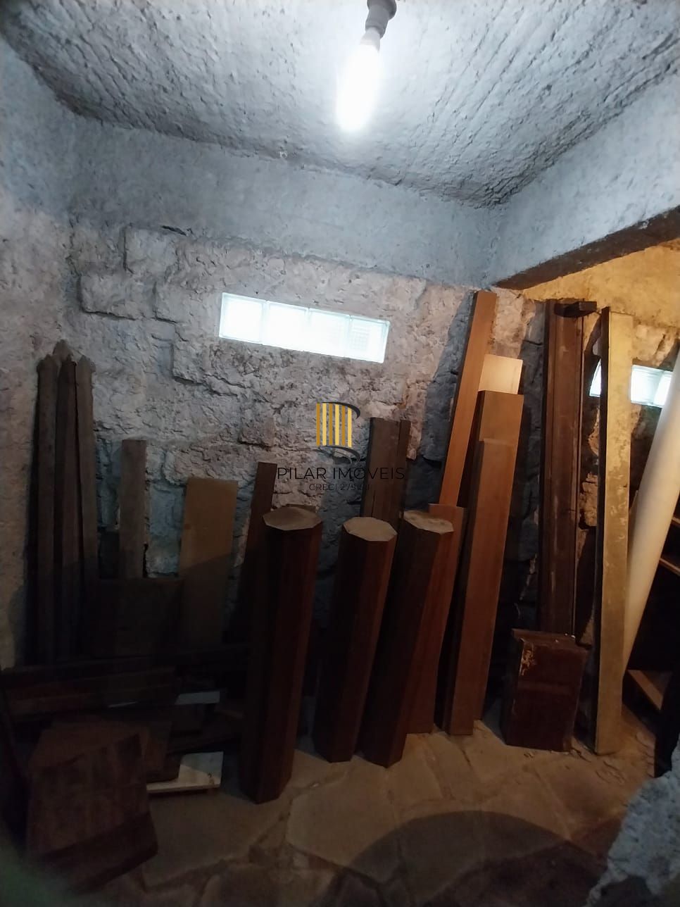 Casa ampla 5 D E 4 Banheiros, 2 vagas - Sta Tereza - Porto Alegre