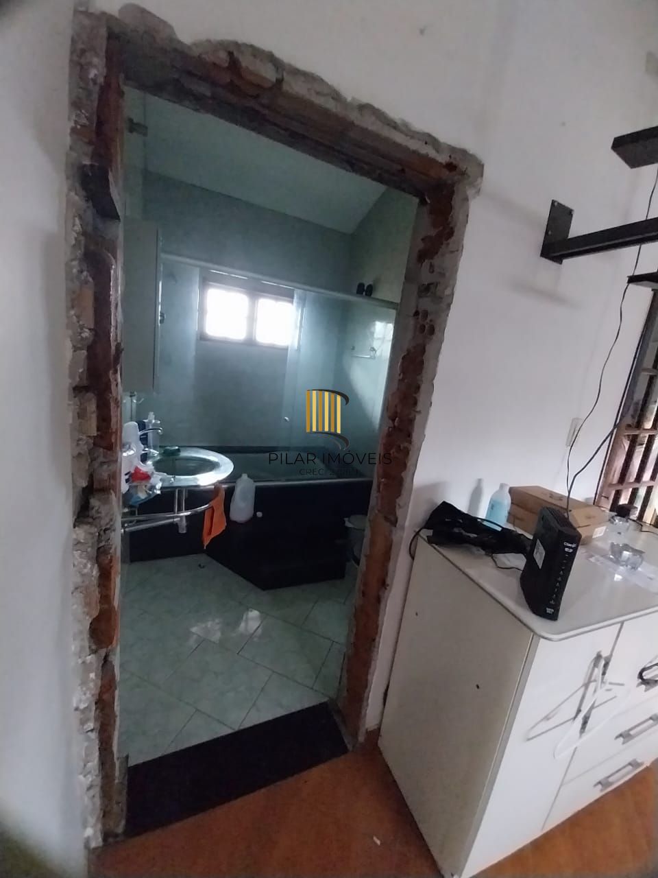 Casa ampla 5 D E 4 Banheiros, 2 vagas - Sta Tereza - Porto Alegre