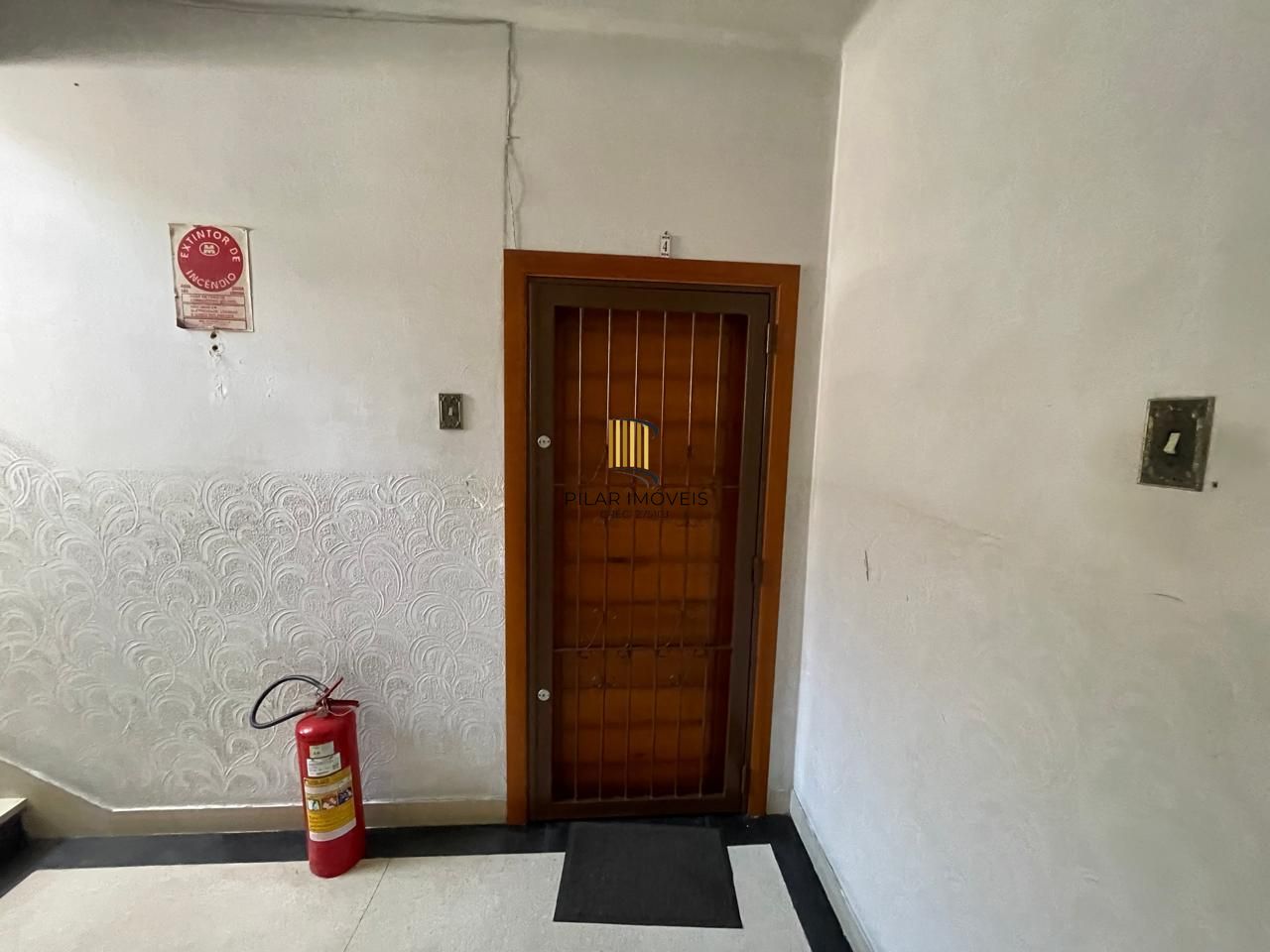 Apartamento 3 dormitórios no bairro Azenha