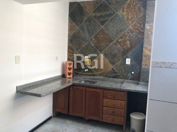 Apartamento para Venda - 65m², 3 dormitórios, Cavalhada
