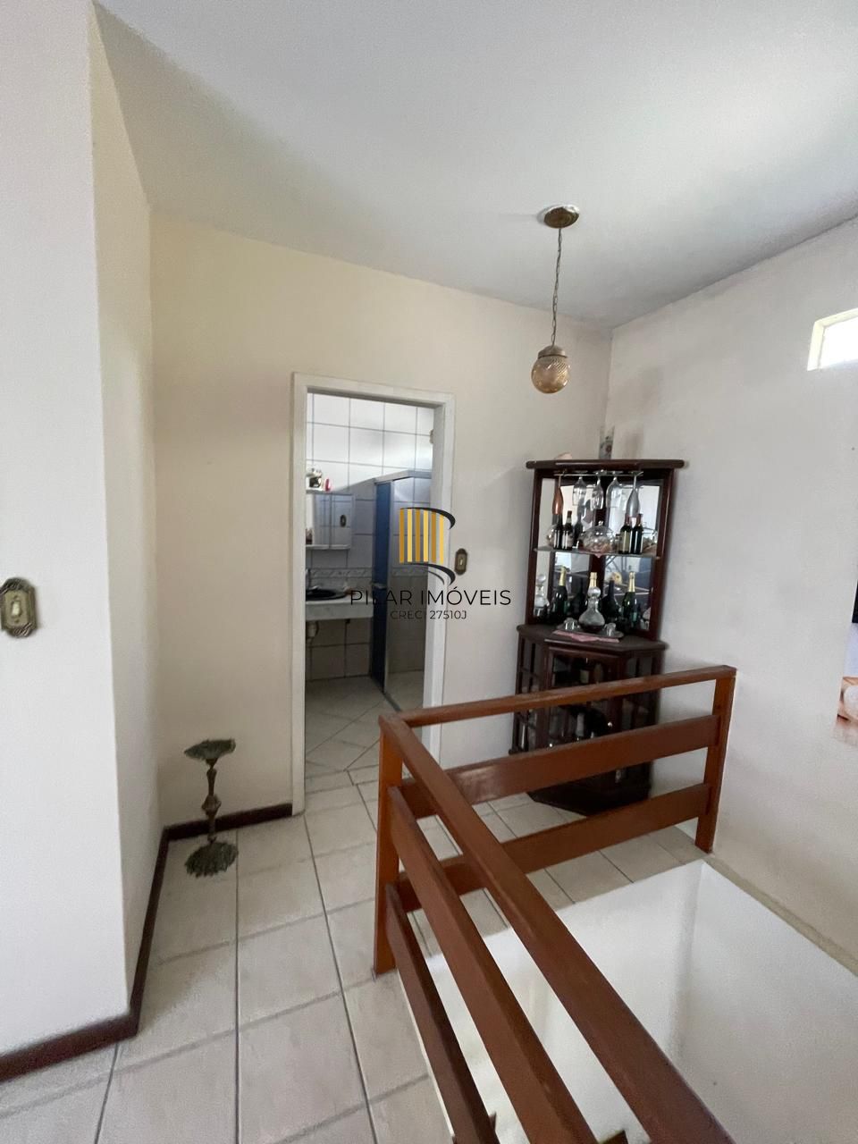 Casa 5 dormitórios no bairro Partenon