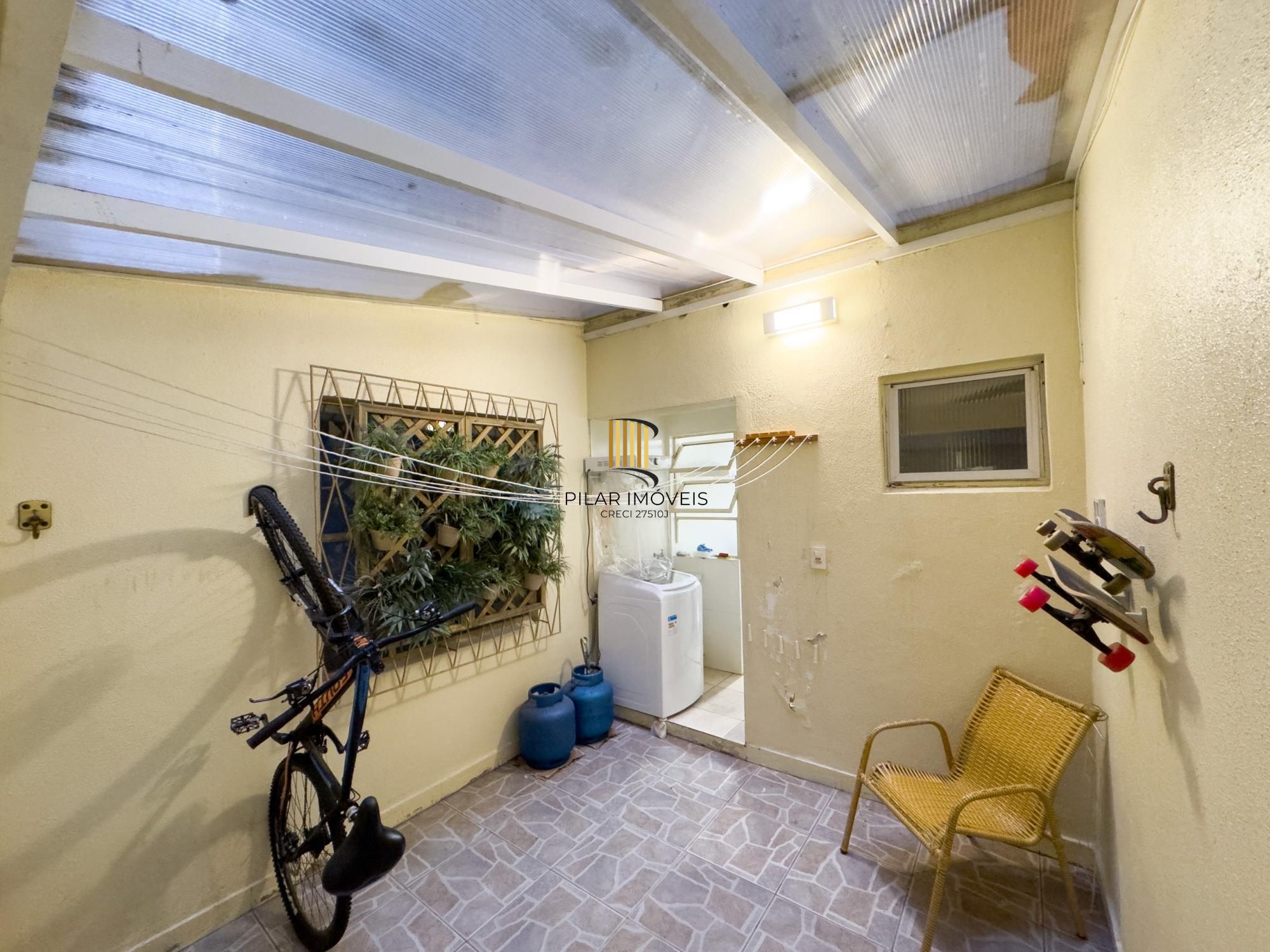 Apartamento 2 dormitórios no bairro Cidade Baixa