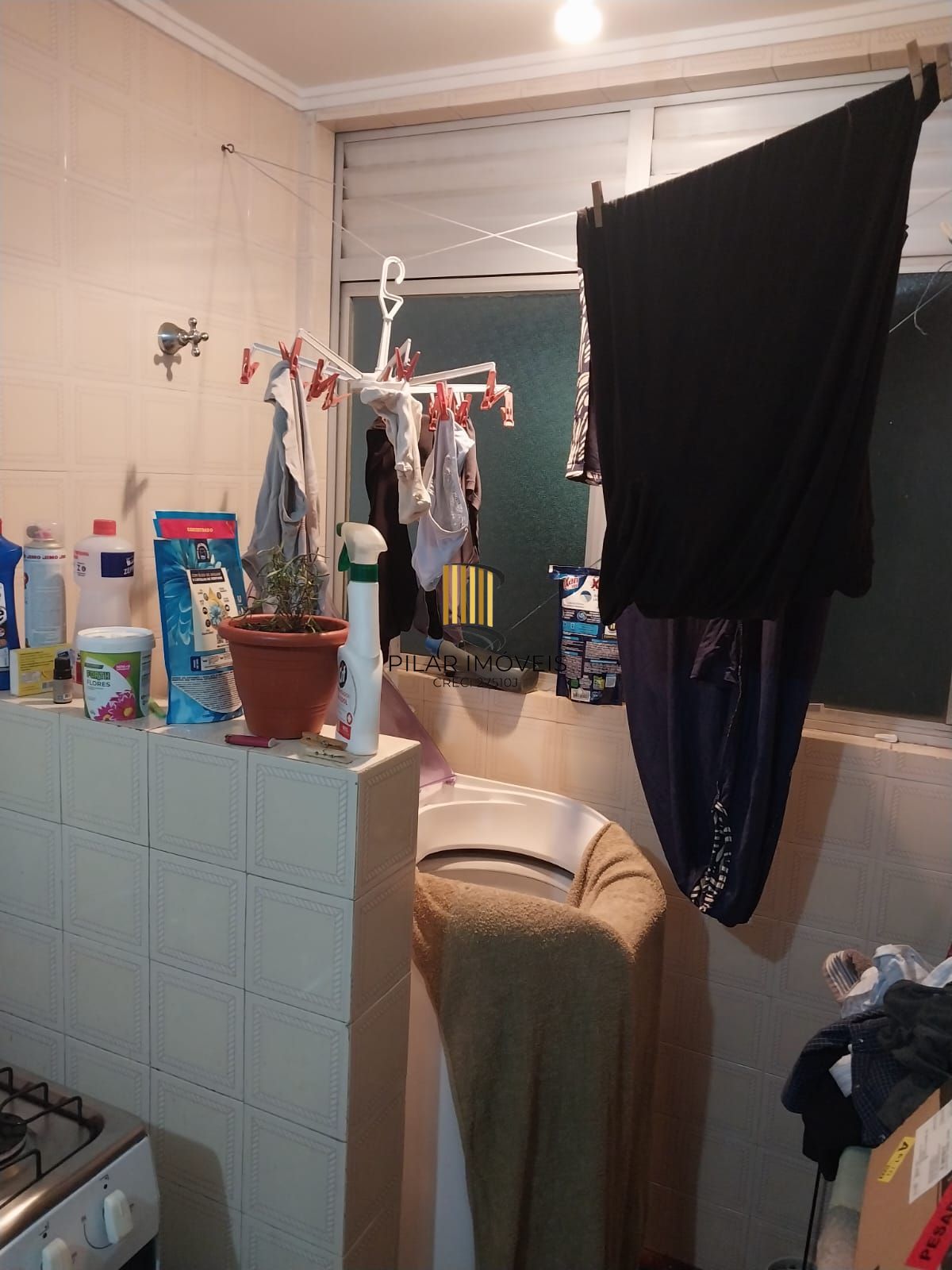 Excelente apartamento, Centro Histórico, de frente, andar alto.