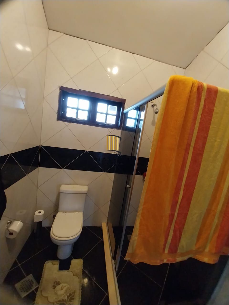 Casa ampla 5 D E 4 Banheiros, 2 vagas - Sta Tereza - Porto Alegre