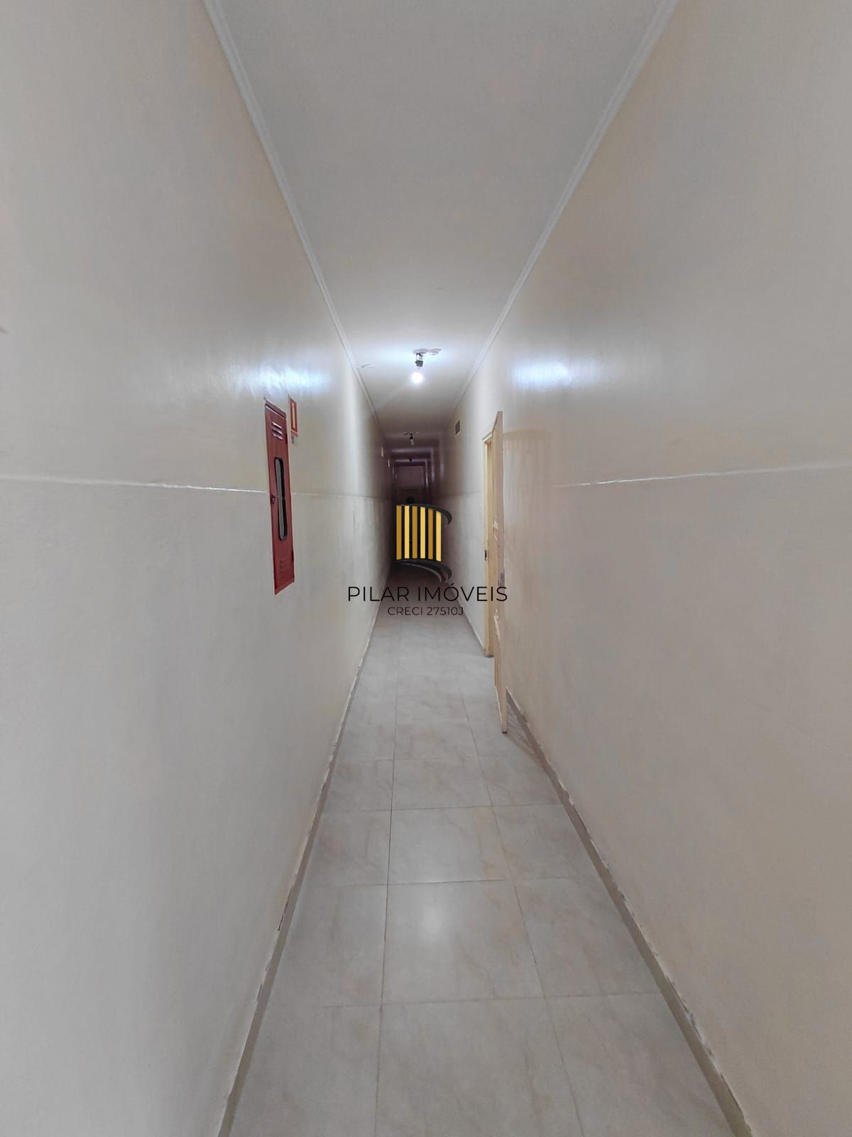 Apartamento 2 dormitórios no bairro Azenha