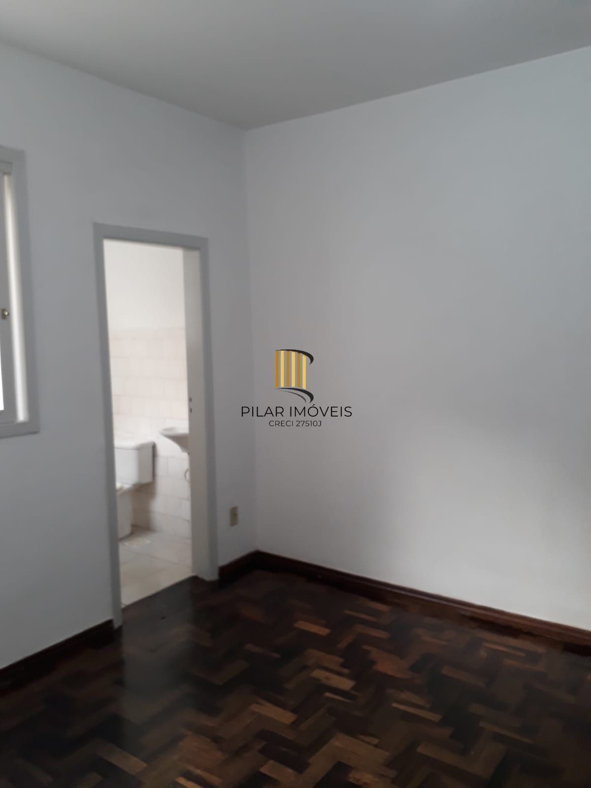 Kitnet desocupada no Menino Deus - Porto Alegre - Preço atrativo!