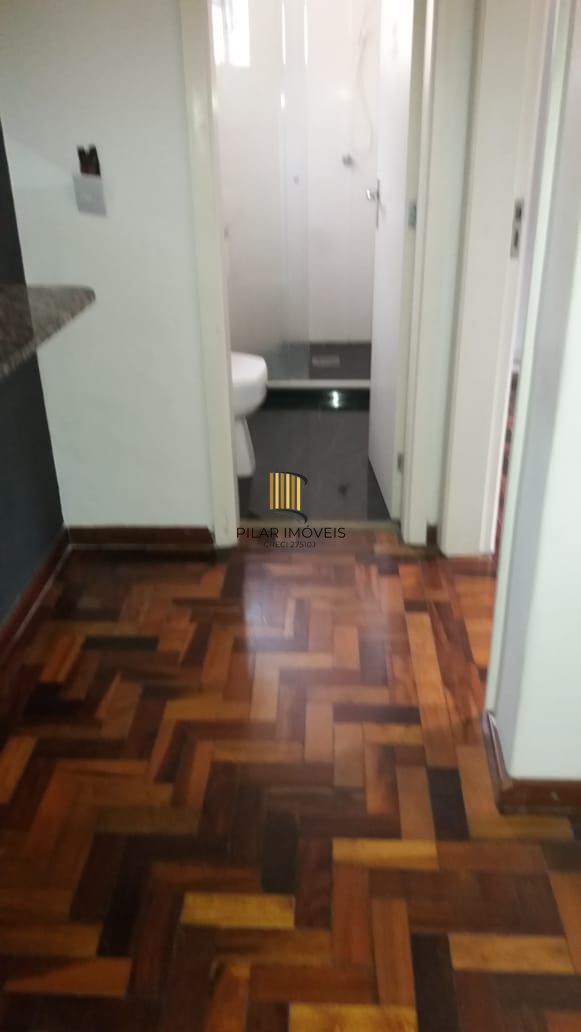 Excelente apto 1D, demais peças - Mont'Serrat - Porto Alegre Preço atrativo