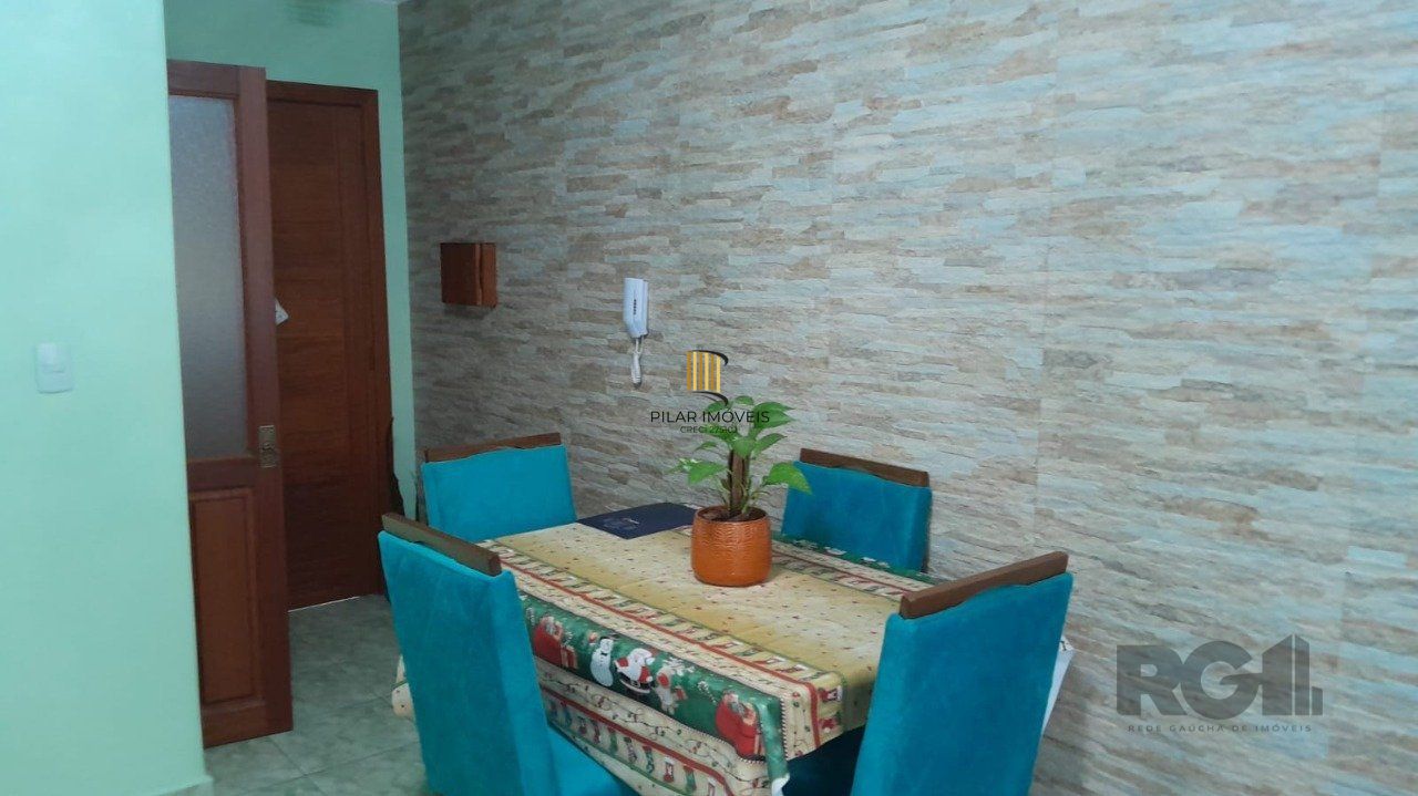 Apartamento todo reformado e mobiliado na Rua Taquary, com box rotativo