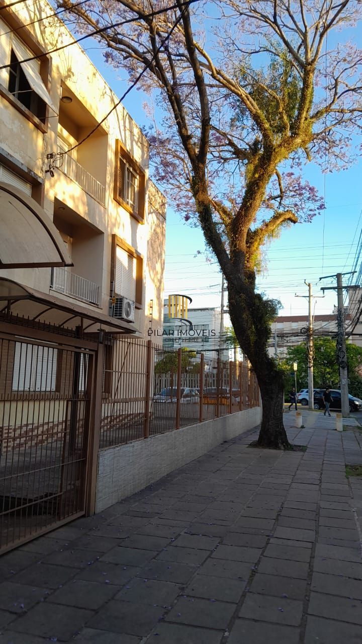 Amplo apartamento de frente de 2 quartos,com sacada,churrasqueira na cozinha - Pilar Imóveis