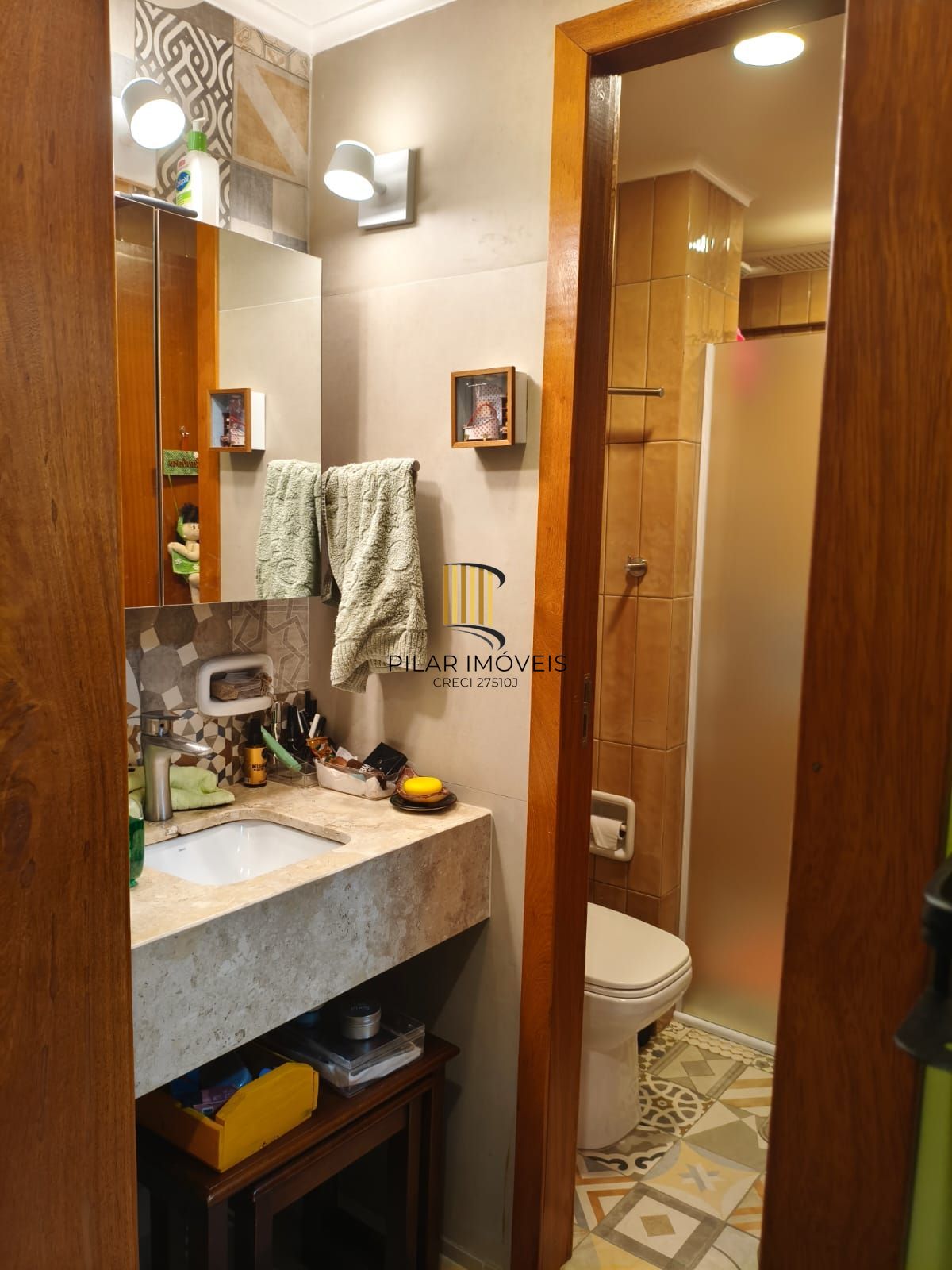 Oportunidade 2D, 2 Banheiros - Cidade Baixa - Porto Alegre - Preço Atrativo