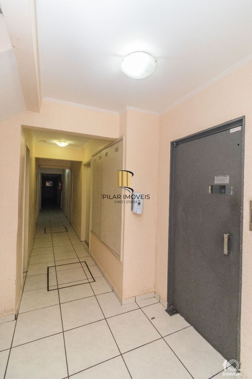 Kitnet 1 dormitório no bairro Cidade Baixa