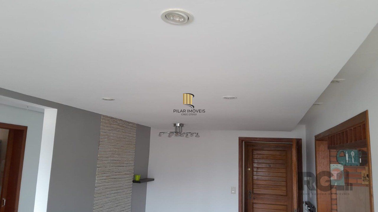 Apartamento 1 dormitório,andar alto,na Coronel Genuíno,com box