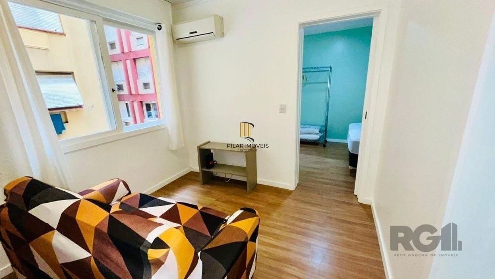 Apartamento de 01 dormitório,Rua Duque de Caxias, no Bairro Centro Histórico