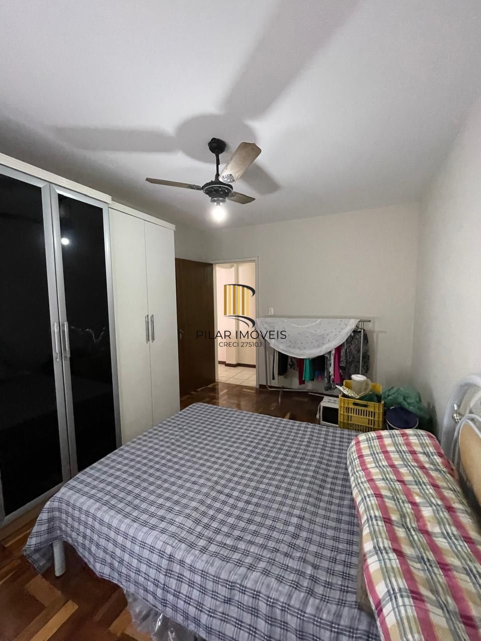 Casa 5 dormitórios no bairro Partenon