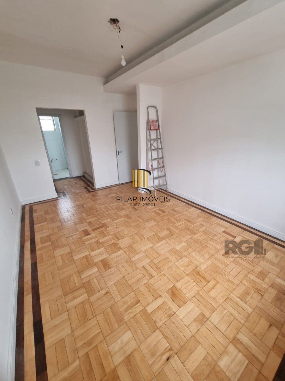 Apartamento 3 dormitórios ao lado da Tok Stok da Rua 24 de Outubro,com box
