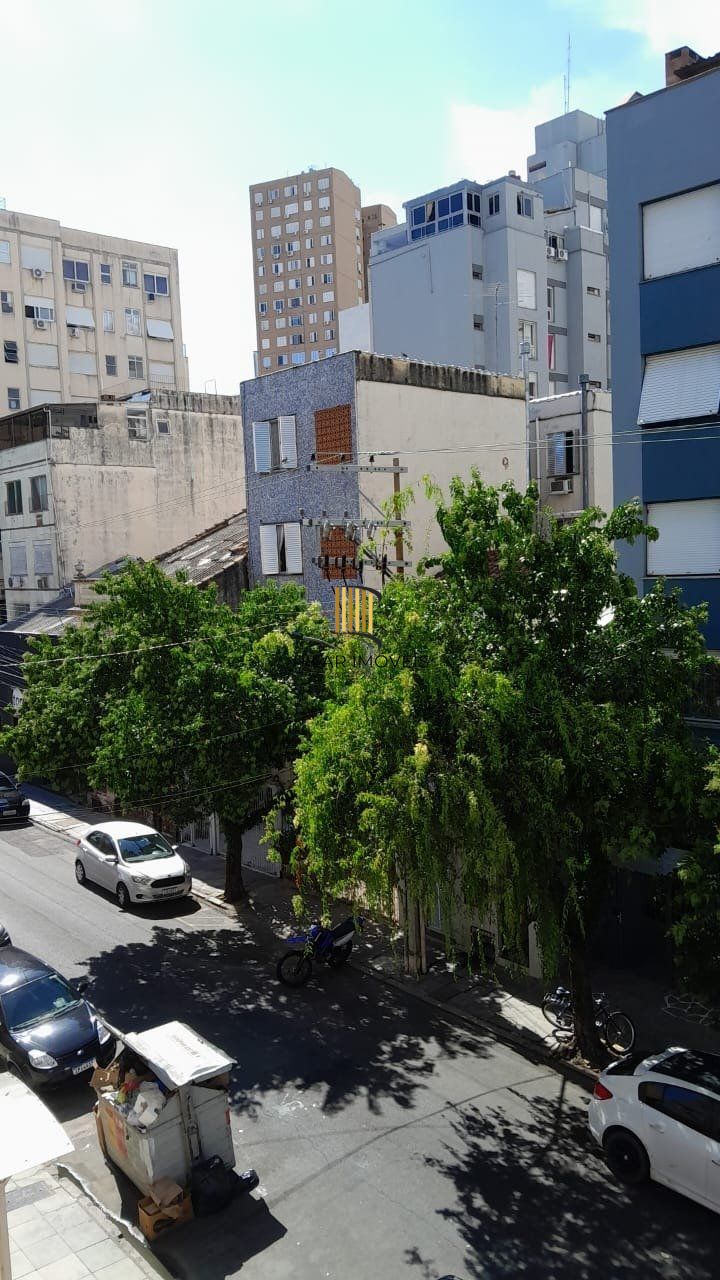 Apartamento de frente,1 quarto,na Demétrio Ribeiro,com elevador