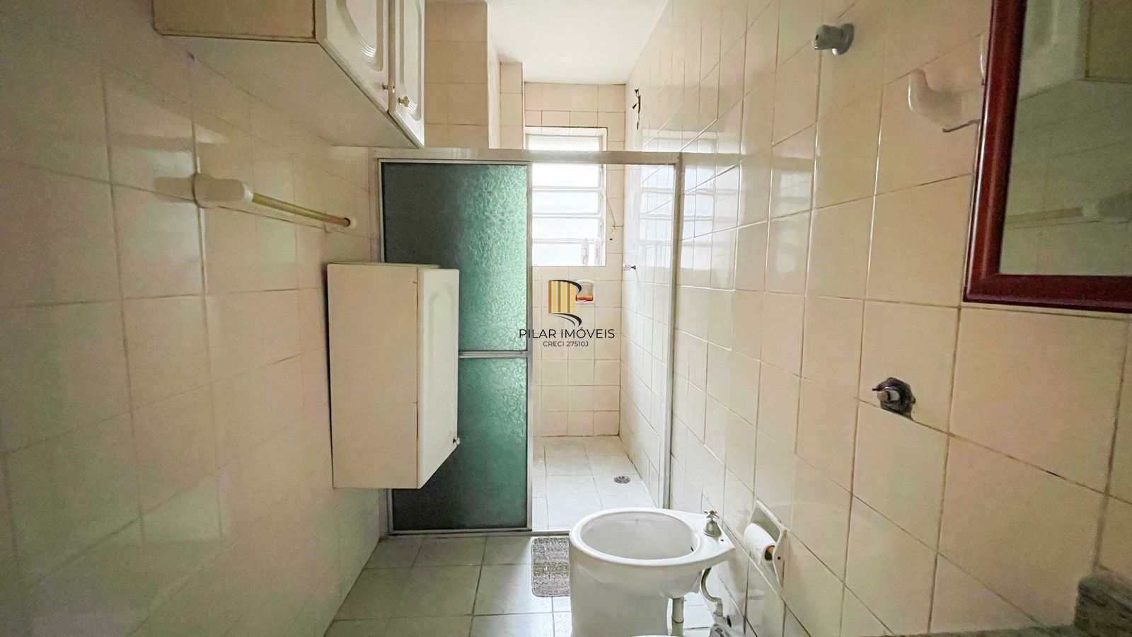 Localização e Oportunidade, apart. 2 Dorm. 2 Banh. Área de serv. Dep. ou outro quarto.