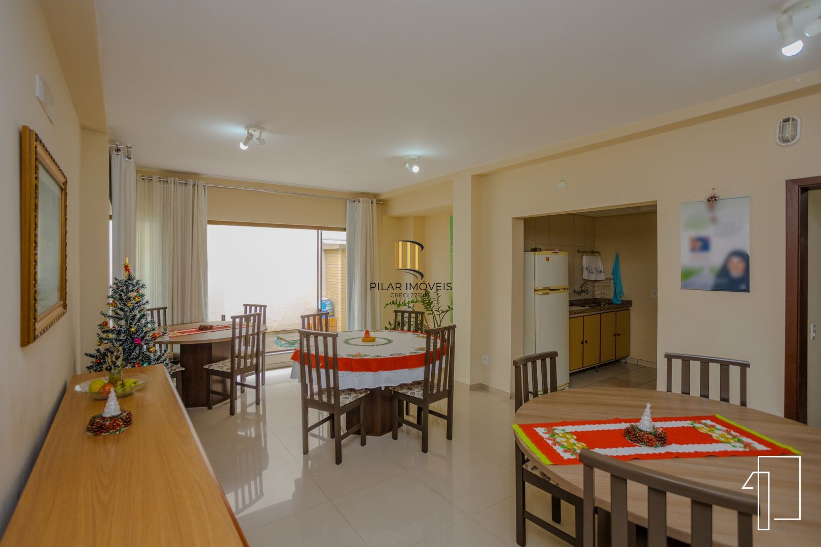 Oportunidade sobrado 2/3 pisos com 21D e 19 suítes - Jdm Botânico - P. Alegre.