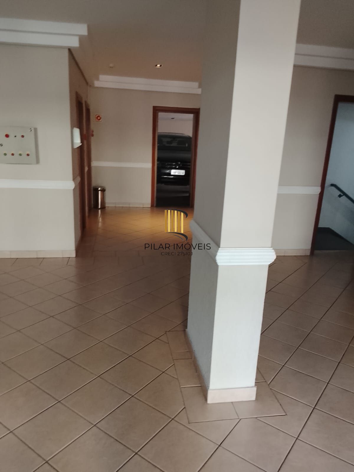 Excelente Apartamento 3D, transformado em 2D, closet mobiliado c/ vaga - Cidade Baixa - Preço Atrativo