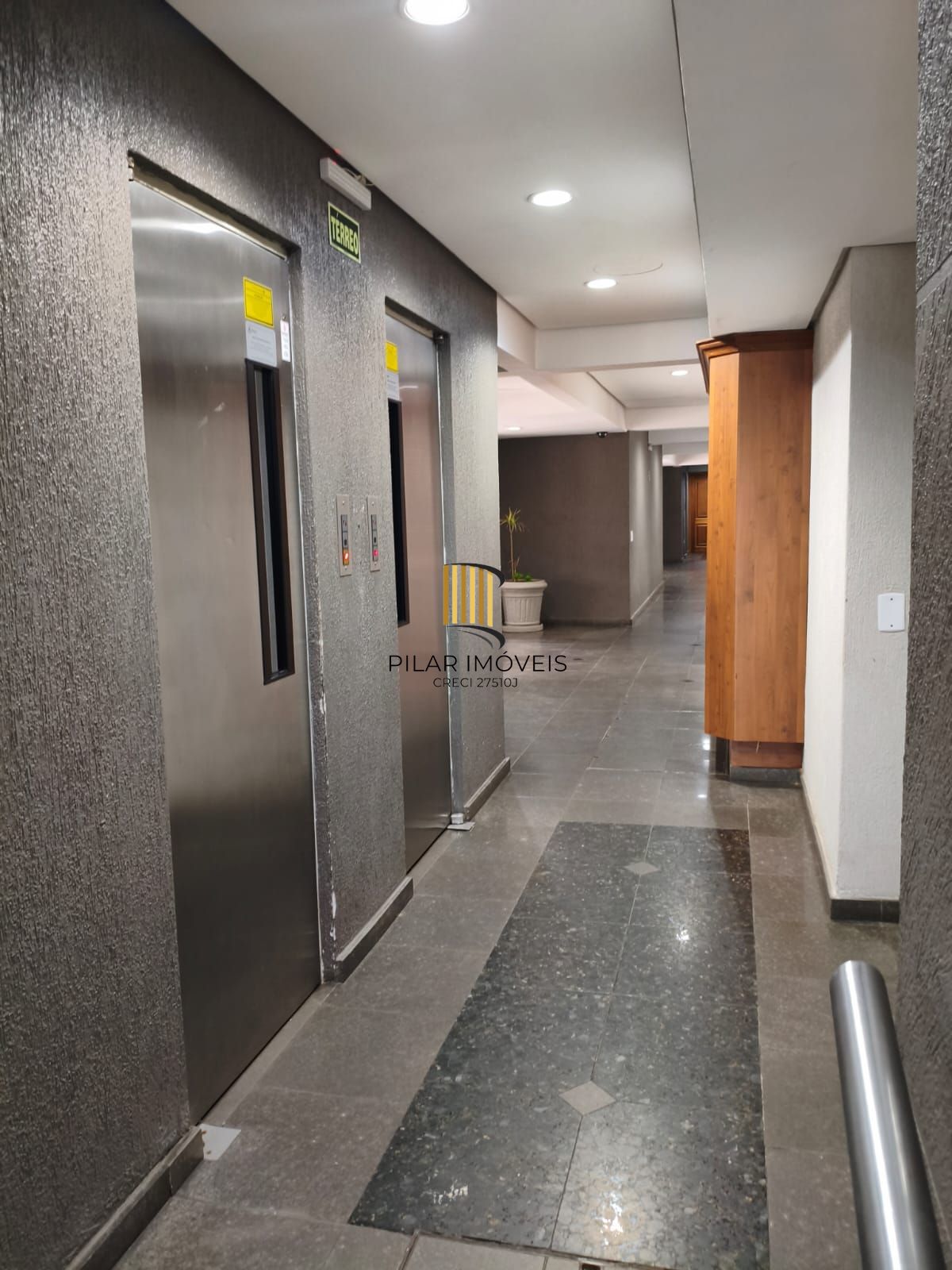 Oportunidade 2D, 2 Banheiros - Cidade Baixa - Porto Alegre - Preço Atrativo