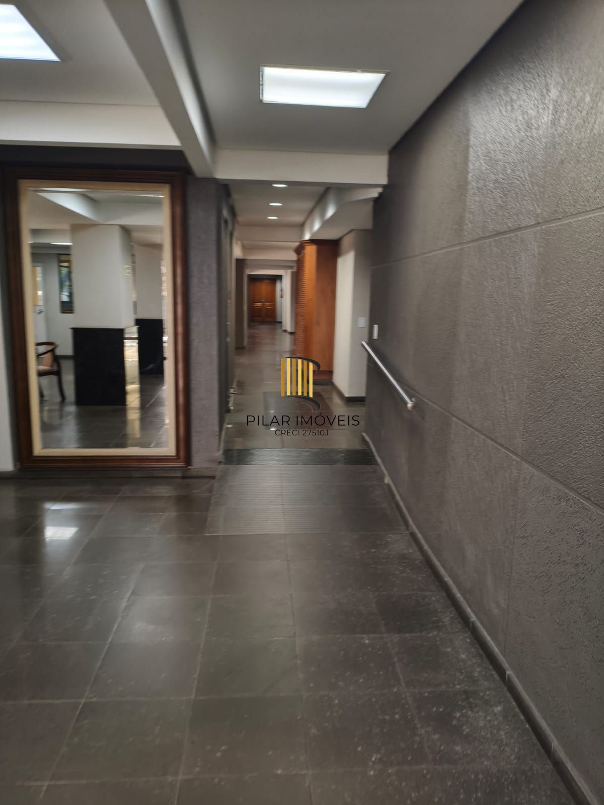 Oportunidade 2D, 2 Banheiros - Cidade Baixa - Porto Alegre - Preço Atrativo