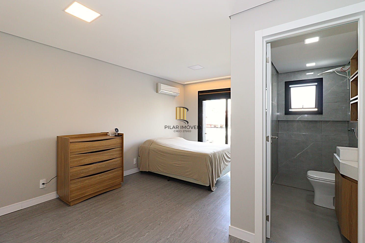 Casa 3 dormitórios no bairro São Sebastião