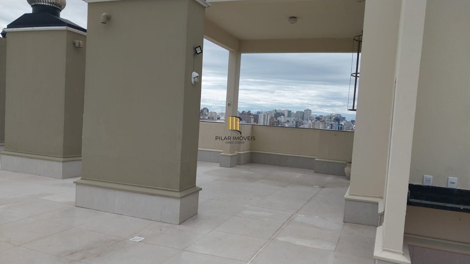 Excelente OPORTUNIDADE! Apto 3 quartos (1 suite) 2 banheiros, com infraestutura de club e Home Office!