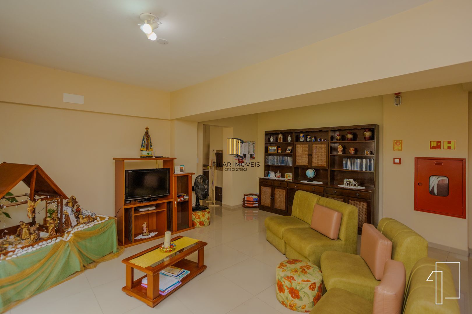 Oportunidade sobrado 2/3 pisos com 21D e 19 suítes - Jdm Botânico - P. Alegre.