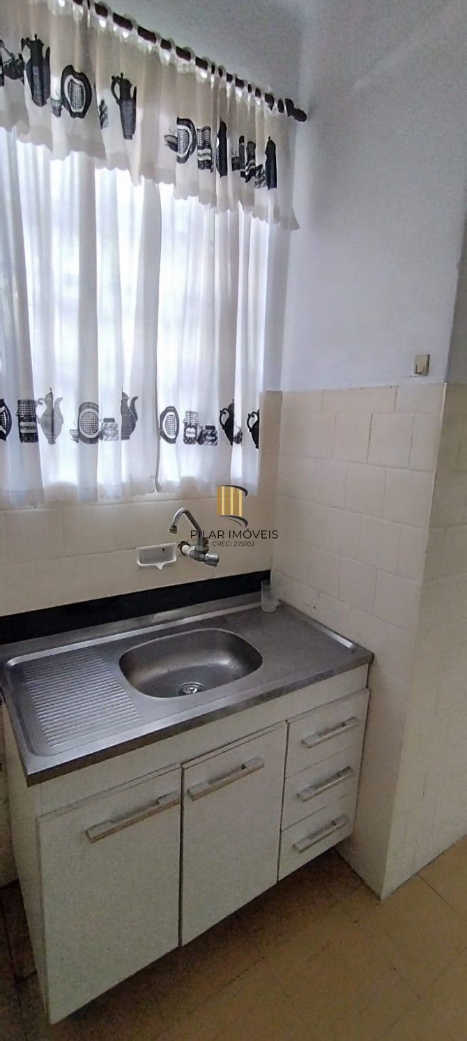 Apto 1D. demais peças, Centro Histórico, perto da Sta. Casa. P. Alegre
