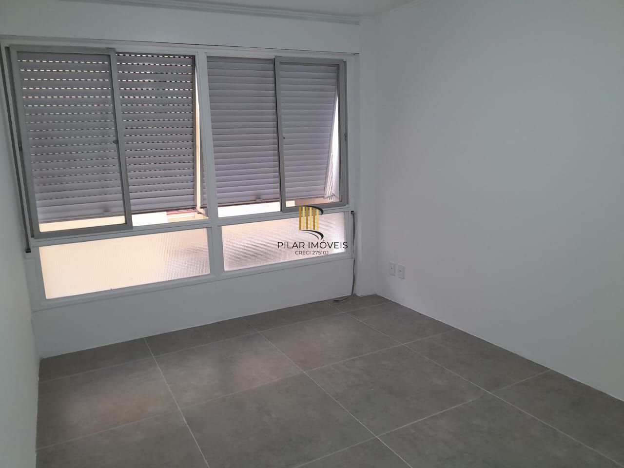 Ótimo apartamento,2 quartos, totalmente reformado, 2boxes escriturados