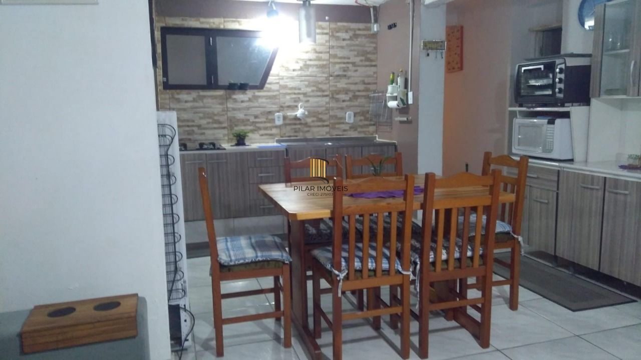 Casa para Venda - 300m², 3 dormitórios, 2 vagas - Nonoai