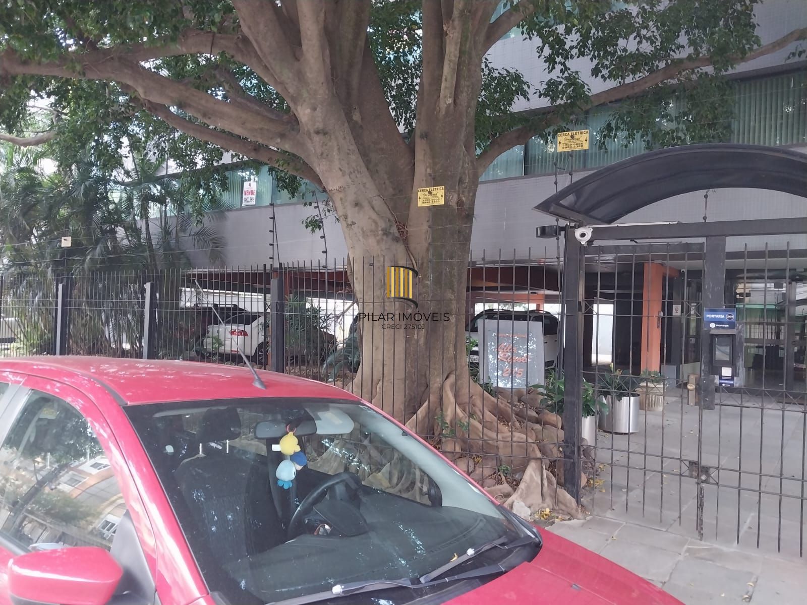 Excelente Conjunto Comercial com BOX, Zona dos Tribunais.