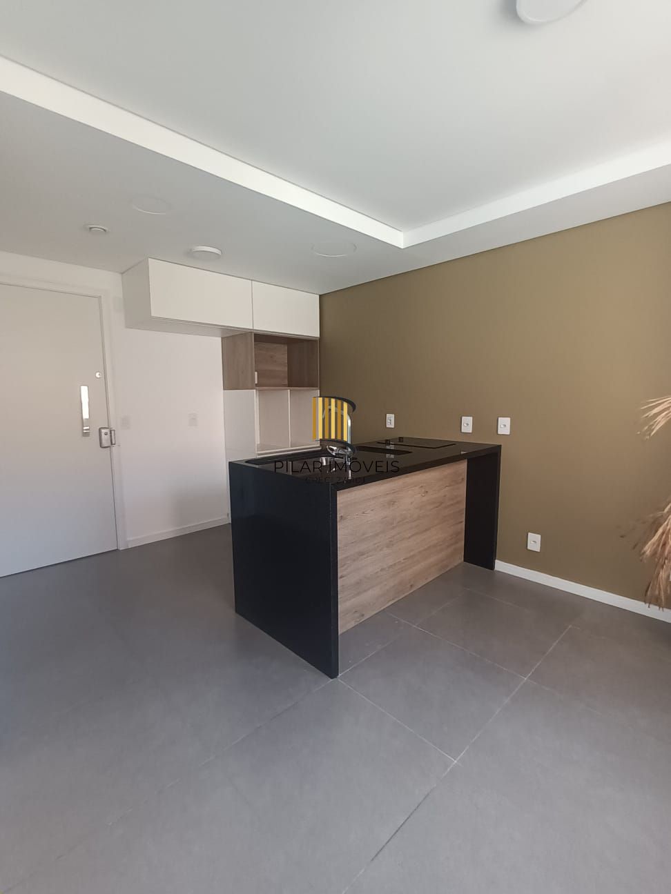 Studio, novo, desocupado, localizado no Bairro Cidade Baixa