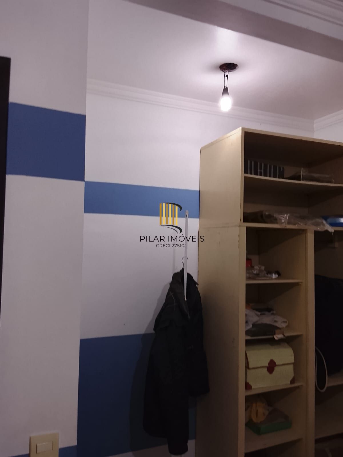 CASA / SOBRADO 5D e 10 vagas 3 Banheiros - Pátio enorme c/ Jacuzi e Pergolado - Living 3 ambientes - Sta Teresa