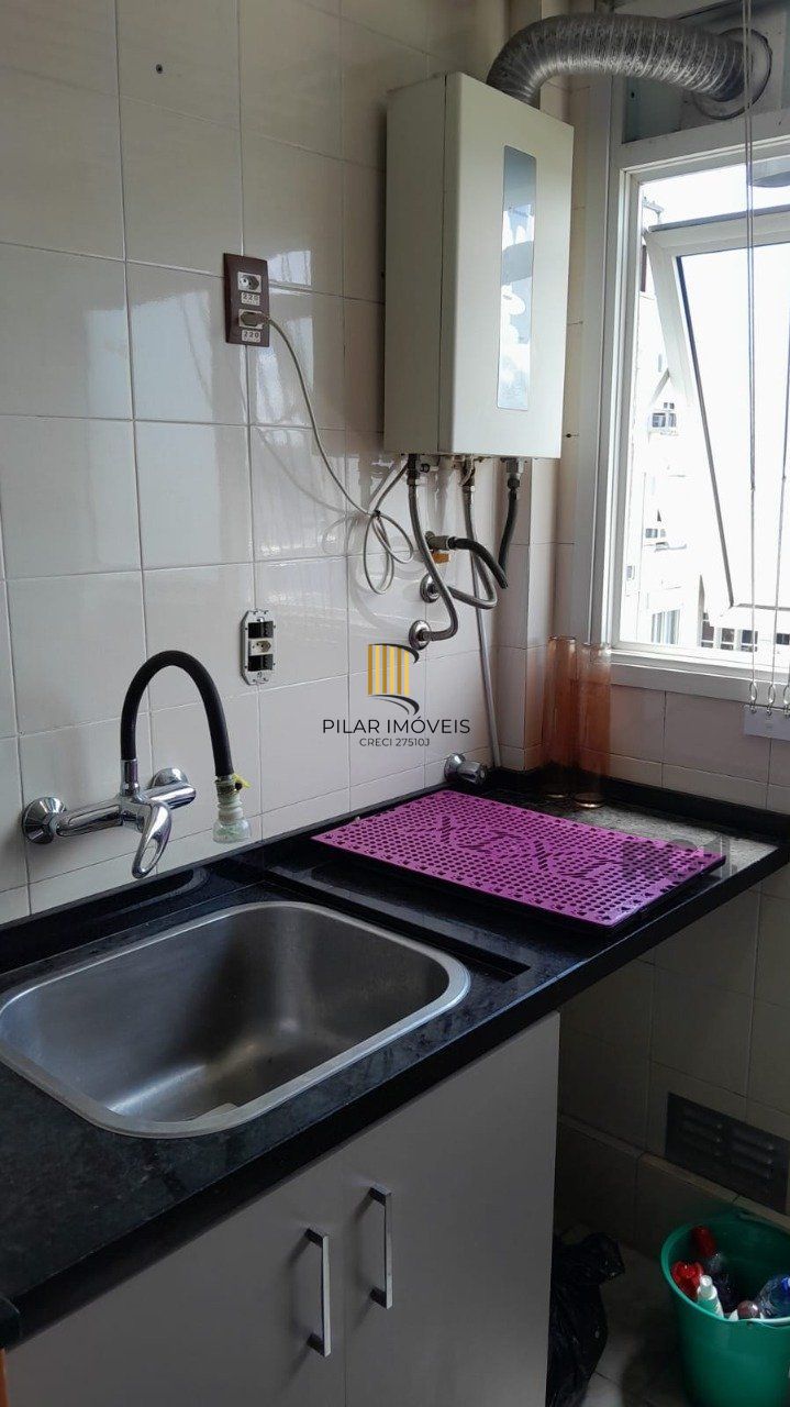 Apartamento 1 dormitório,andar alto,na Coronel Genuíno,com box